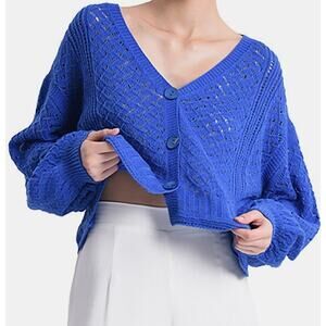 Molly Bracken blue button cropped knit v-neck cardigan medium.